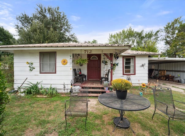 712 E Liberty Street, Mexia, TX 76667