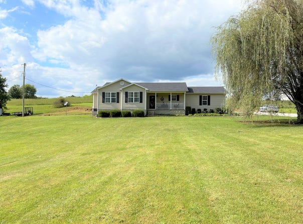 122 Whitney Ln., Hartford, KY 42347