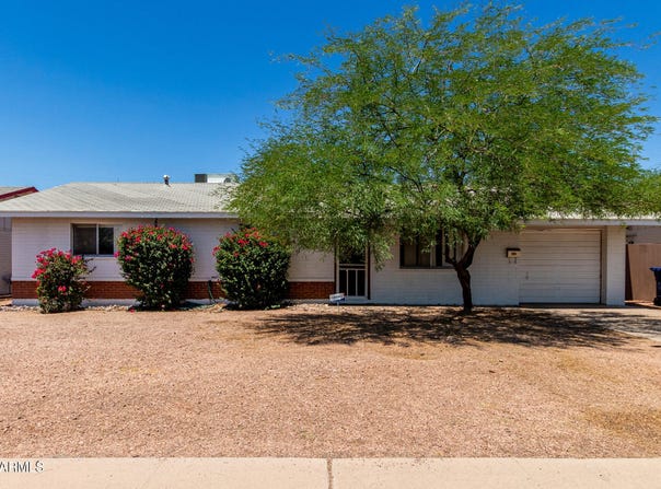 230 E FAIRMONT Drive, Tempe, AZ 85282