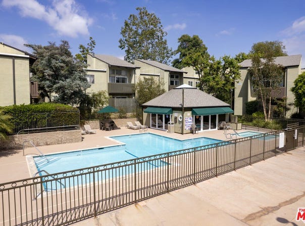 4812 Hollow Corner Rd, Culver City, CA 90230