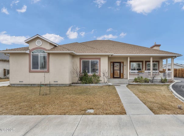 421 Silver Star Court, Yerington, NV 89447