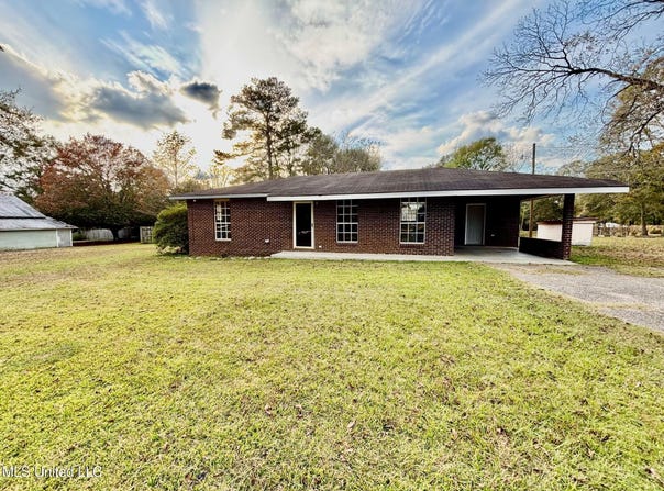 23 Topeka Jayess Road, Jayess, MS 39641