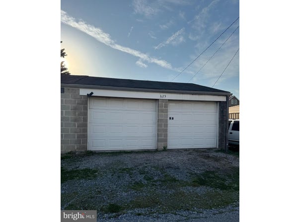 625 E MIDDLE STREET, HANOVER, PA 17331