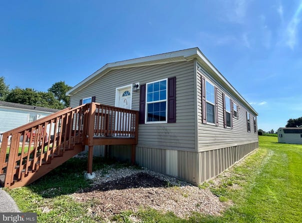 290 CAMEO DRIVE, FAYETTEVILLE, PA 17222