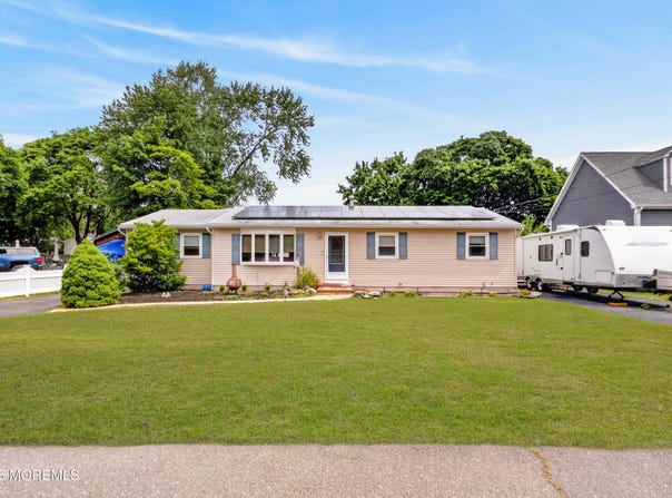143 Beverly Boulevard, Brick, NJ 08724