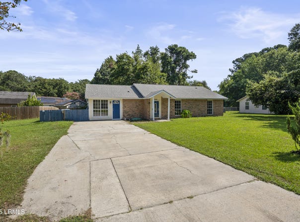 3045 Ermine Drive, Beaufort, SC 29902
