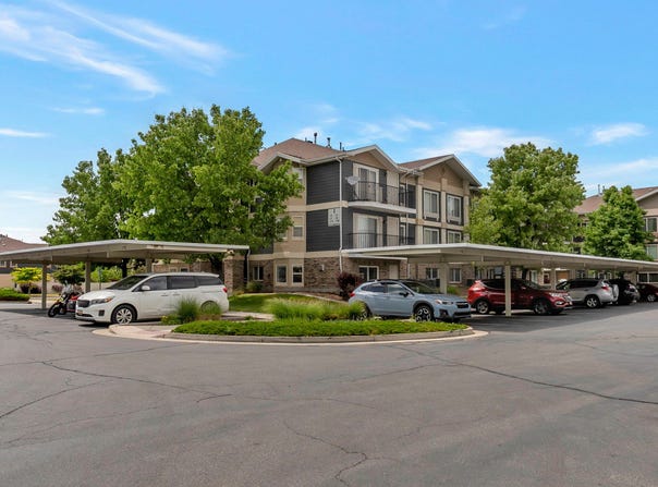 117 E CALBOURNE Ln S, Sandy, UT 84070