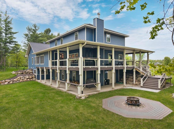 W6880 Maplewood Lane, Medford, WI 54451