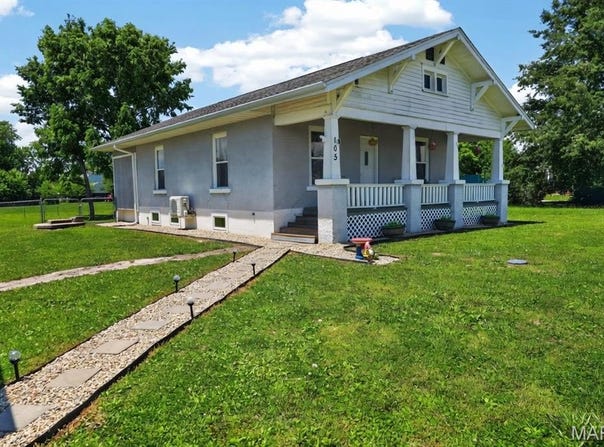 105 Helmuth, Wilsonville, IL 62093