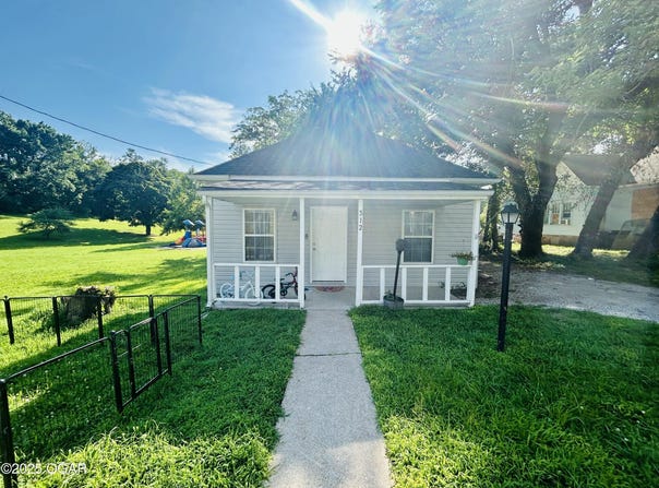 312 N Mineral Avenue, Joplin, MO 64801