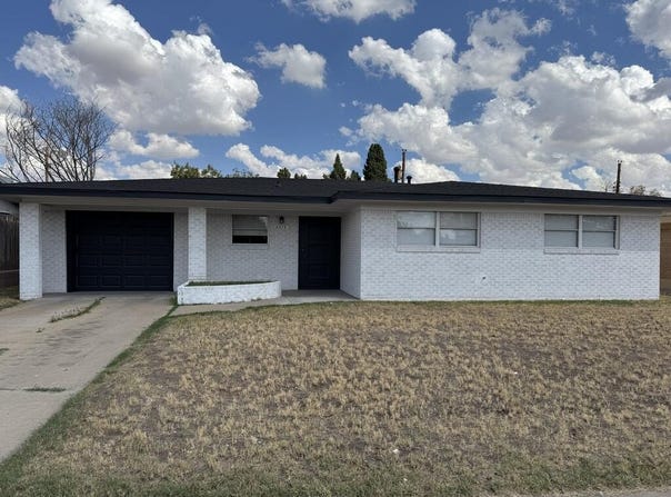 2313 E 14th St, Odessa, TX 79761