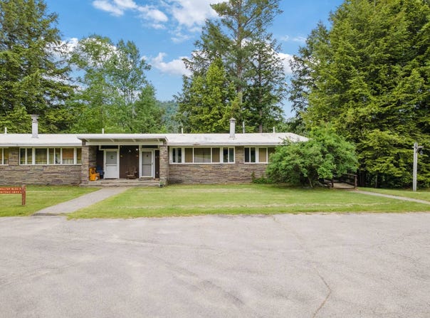 5 Overlook, Warrensburg, NY 12817