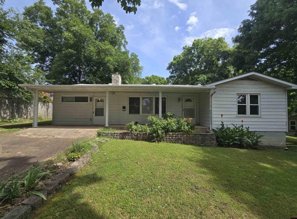 605 E 4TH STREET, Mountain Home, AR 72653