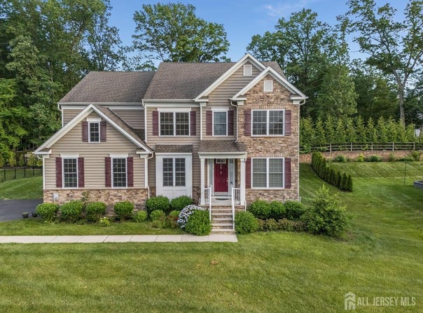 12 McLellan Court, East Brunswick, NJ 08816