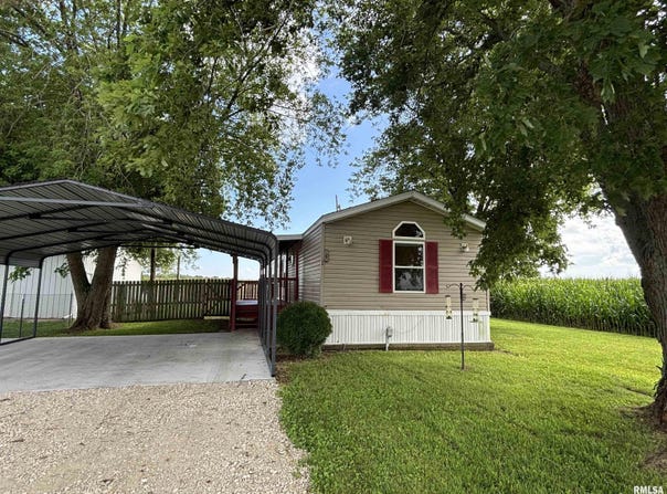 6640 Werner Road, Curran, IL 62670