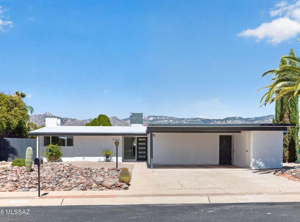 9015 E Calle Kuehn, Tucson, AZ 85715