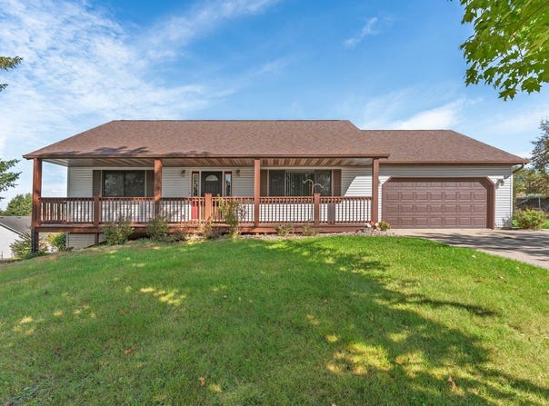 911 19th Street, Reedsburg, WI 53959