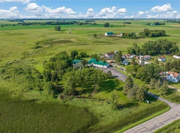 3619 15th Avenue SW, Willmar, MN 56201