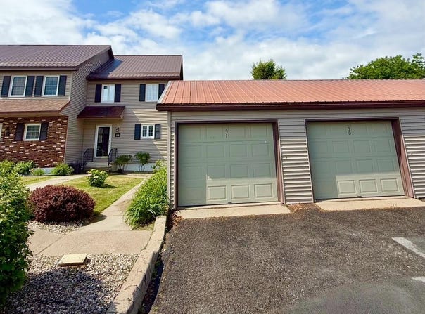 56 Set Point, Plattsburgh, NY 12901