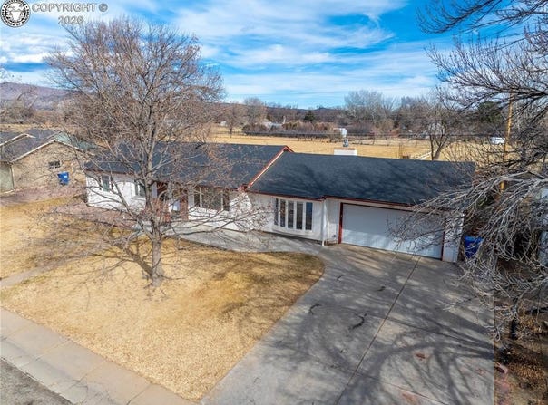 124 E Circle Drive, Canon City, CO 81212