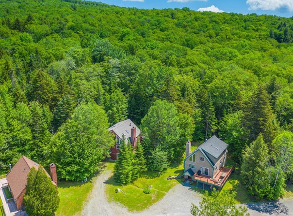 15 Mill Road, Dover, VT 05356