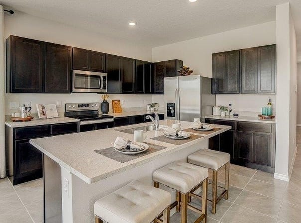 5112 Captain Davis Drive, Wimauma, FL 33598