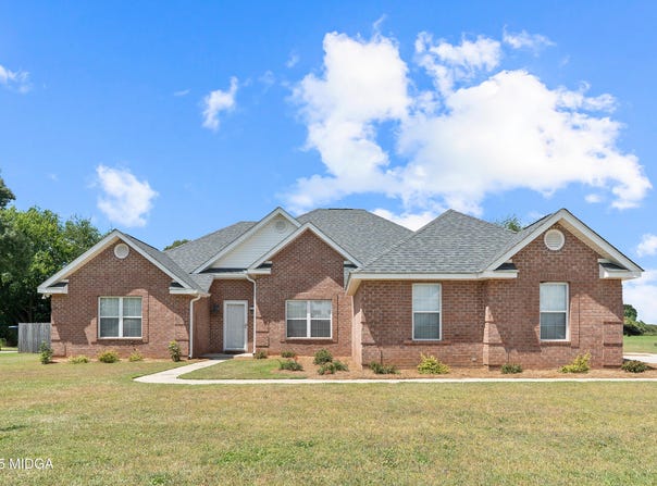 302 Southland Trail, Byron, GA 31008