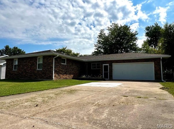 311 Westview Street, Palmyra, MO 63461