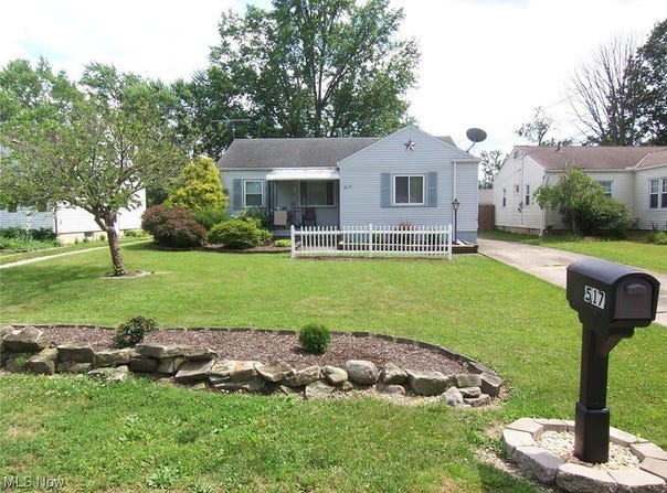 517 Metcalf Road, Elyria, OH 44035
