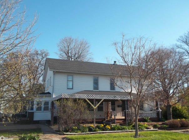 300 N Vine Street, Creston, IA 50801