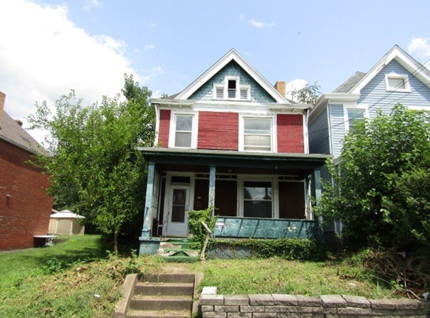 1317 Margaret St, Munhall, PA 15120