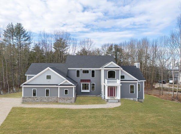 71 Shipwright Way, Newington, NH 01301