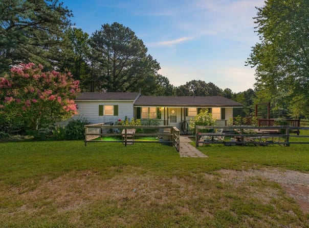 3490 Willow Brook Rd, Bumpass, VA 23024