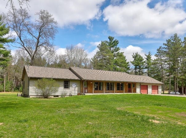 4334 Brunswick Road, Holton, MI 49425