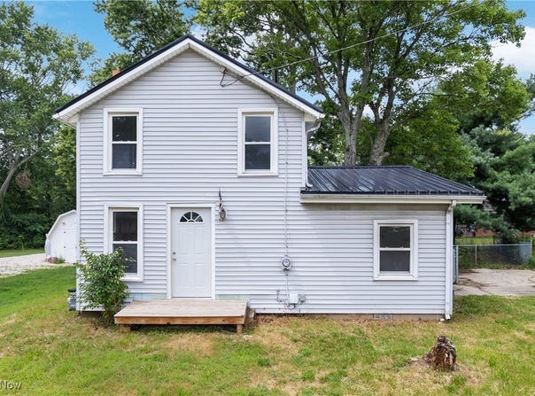 15562 Portage Street, Doylestown, OH 44230