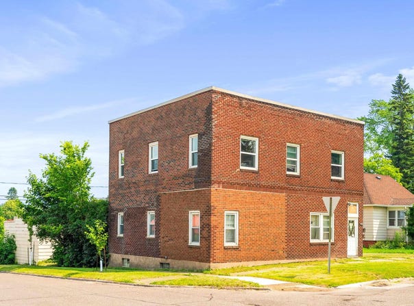 1332 101st Ave W, Duluth, MN 55808