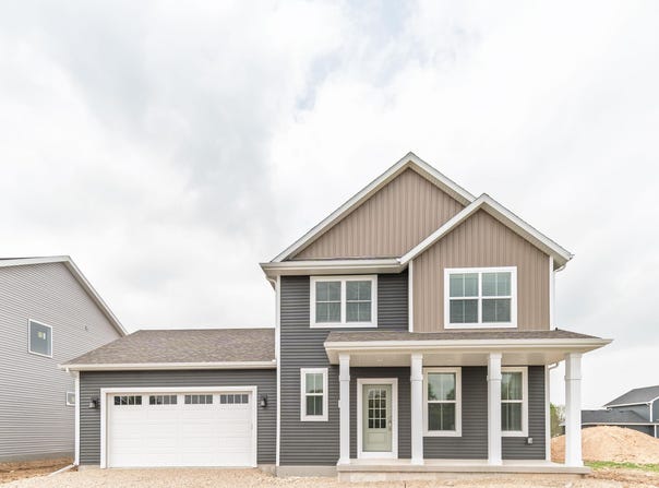 2543 Water Lily Circle, Sun Prairie, WI 53590