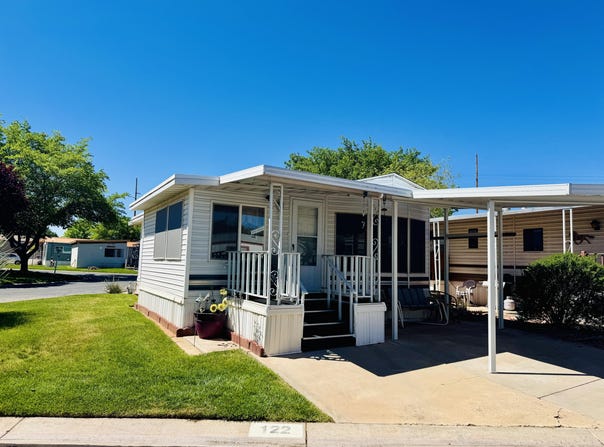 1160 E TELEGRAPH St, Washington, UT 84780