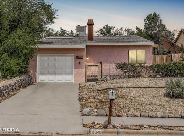 3041 Executive Hills Road, Las Cruces, NM 88011