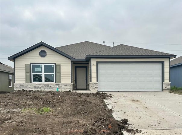599 W Lanesfield Street, Gardner, KS 66030