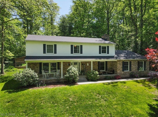 255 Harmony Hills Drive, Akron, OH 44321