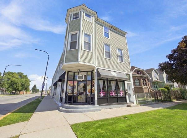 3101 S 49th Avenue, Cicero, IL 60804