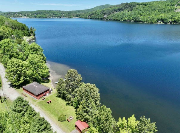 140 Lakeside Lane, Barton, VT 05839