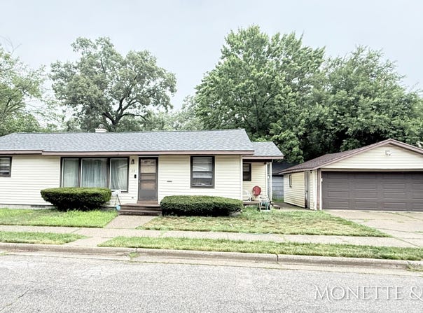 26 W Maplewood Avenue, Muskegon Heights, MI 49444
