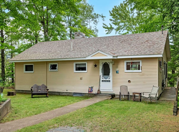 39 Knox Road, Schroon Lake, NY 12870
