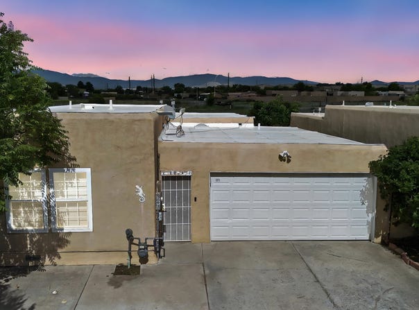 1091 Camino Vista Aurora, Santa Fe, NM 87507