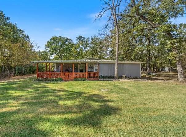 14802 N 3rd Street, Scurry, TX 75158