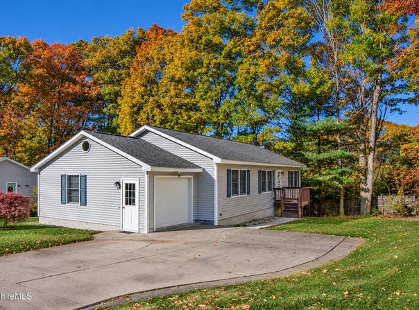 75 Draper Ave, Pittsfield, MA 01201