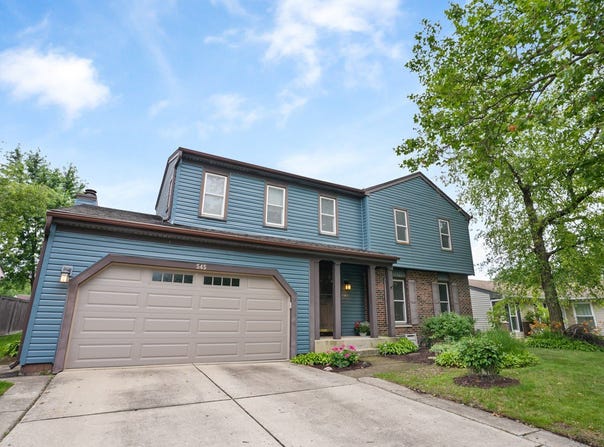 545 Ridgefield Drive, Roselle, IL 60172