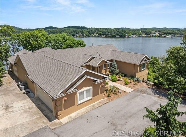 202 Crappie Lane, Camdenton, MO 65020